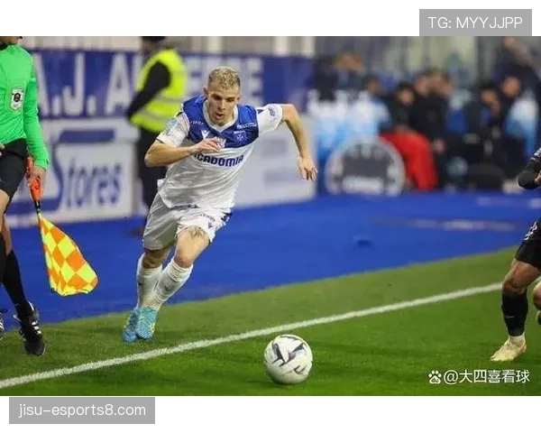 欧塞尔vs摩纳哥主裁改判点球取消 VAR介入修正判罚获认可