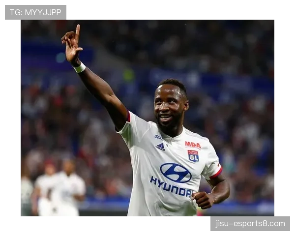 曼联舍什科连续五场球荒,锋线轮换需考虑状态调整因素 曼联舍什科连续五场球荒,锋线轮换需考虑状态调整因素